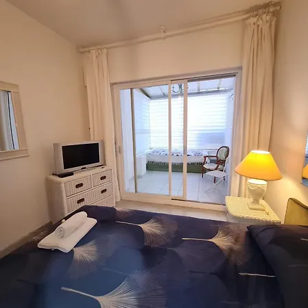 Fettolina T3 Front De Mer 칸느